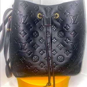 Authentic Louis Vuitton Noe Emperiente